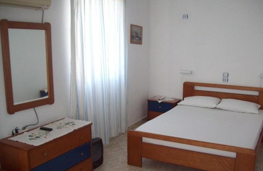 Georgia Studios Fúrni Ikaríasz Szoba fotó